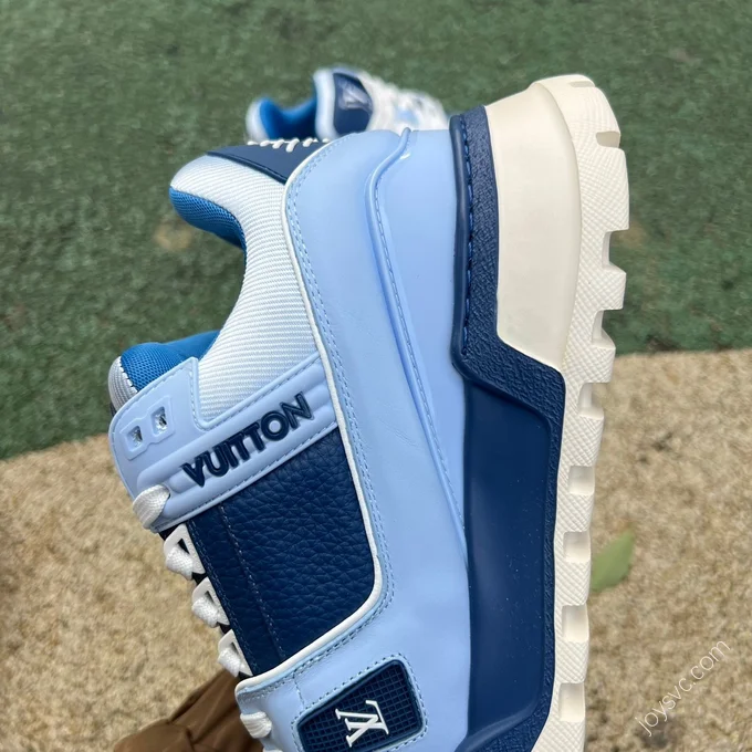 LOUIS VUITTON Trainer Maxi Blue