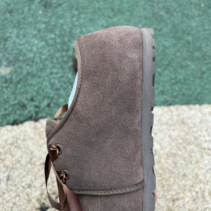 UGG Brown Bow