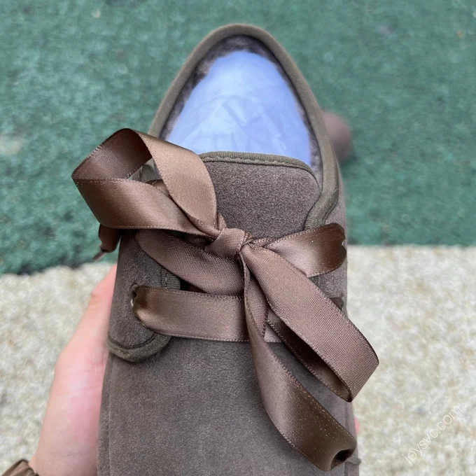 UGG Brown Bow