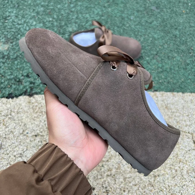 UGG Brown Bow