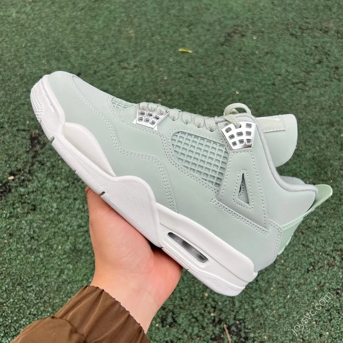 Air Jordan 4 