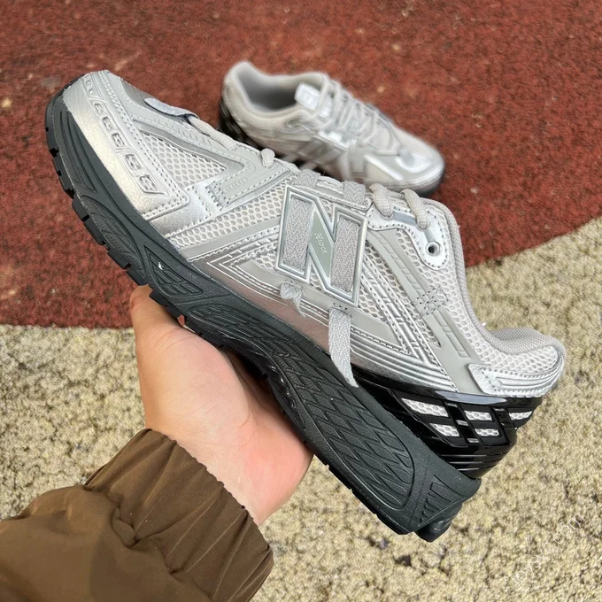 New Balance 1906R Grey Black Silver M1906AAF