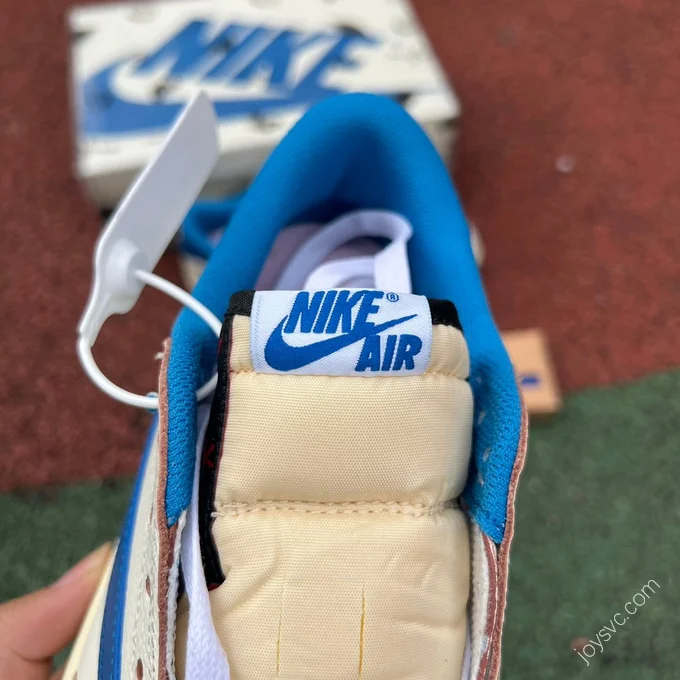 Travis Scott x Air Jordan 1 Low Lightning 2.0 White Blue DM7866-104