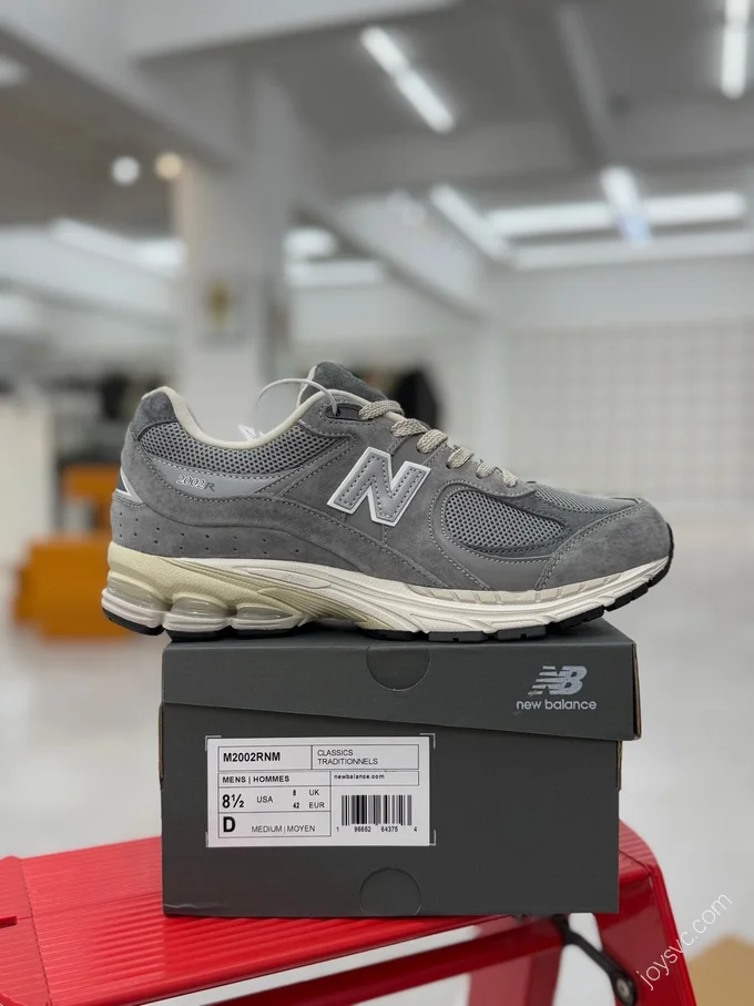 New Balance 2002R Grey M2002RNM