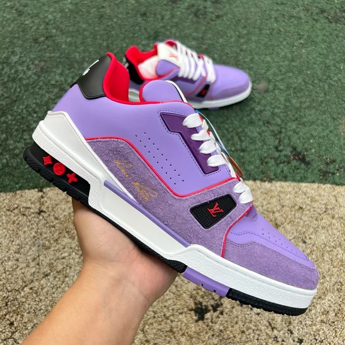 LOUIS VUITTON Trainer Purple