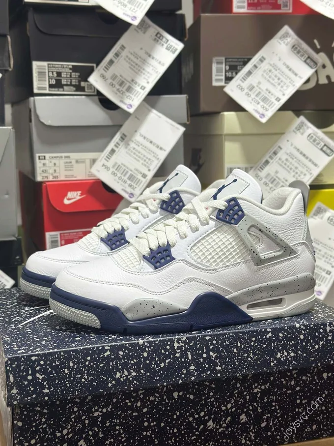 Air Jordan 4 