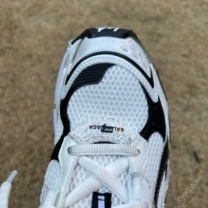 Balenciaga Runner Graffiti Black White