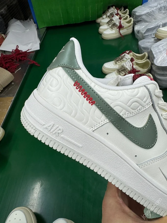 Nike Air Force 1 Low White HV5979 130