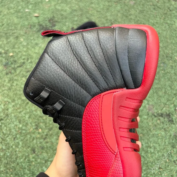 Air Jordan 12 