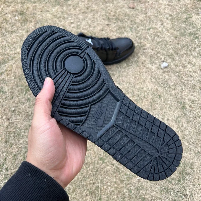 Air Jordan 1 Low All Black HJ7743-010