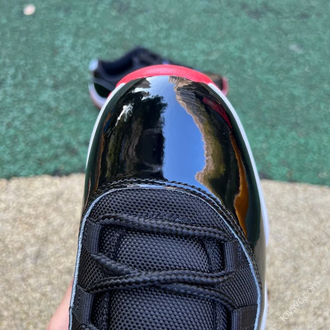 Air Jordan 11 Low 