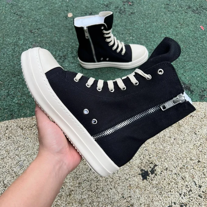 Rick Owens DRKSHDW Black White