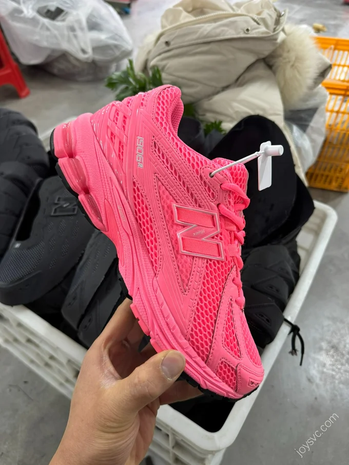 New Balance 1906R Pink M1906RAP