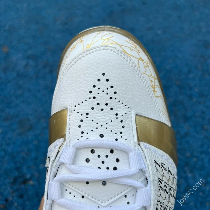 Air Jordan 23 Gold Sneaker