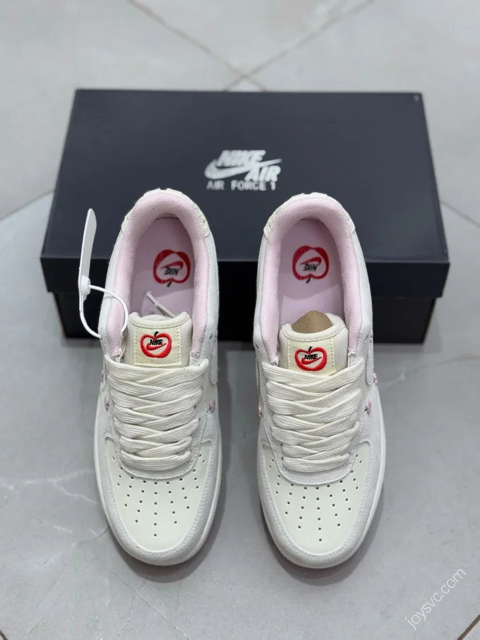 Air Force 1 Valentine's Day Limited Edition HV5992-111