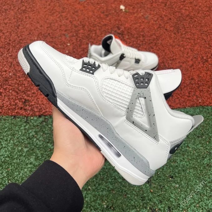 Air Jordan 4 