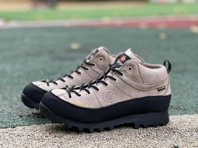 CRISPI Monaco GTX Beige Grey Black Hiking Boots