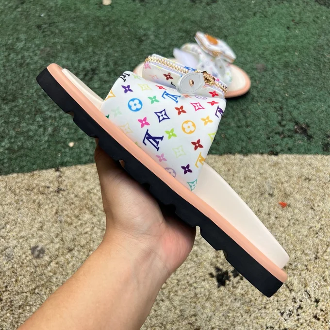 Takashi Murakami x LOUIS VUITTON Slides Beige Brown