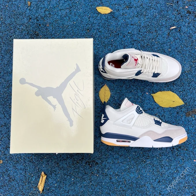 Nike SB x Air Jordan 4 