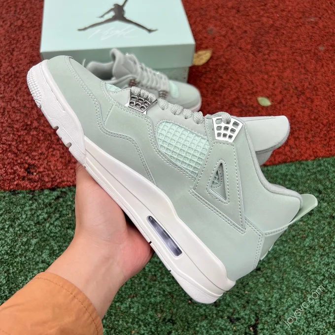 Air Jordan 4 