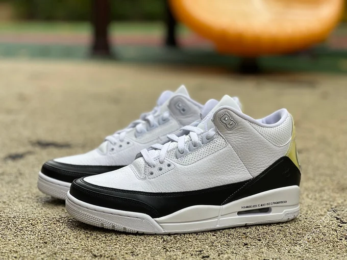 Air Jordan 3 x Fragment 