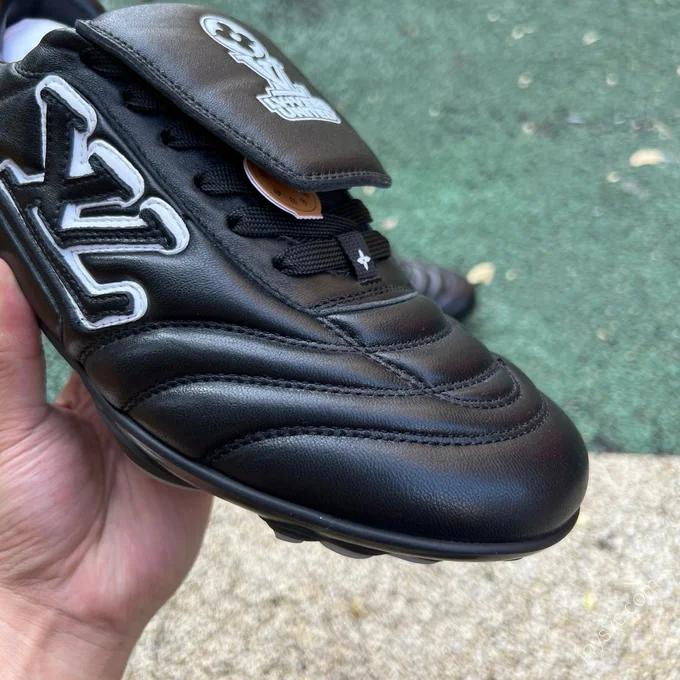 LOUIS VUITTON Footprint Soccer Black Shoes