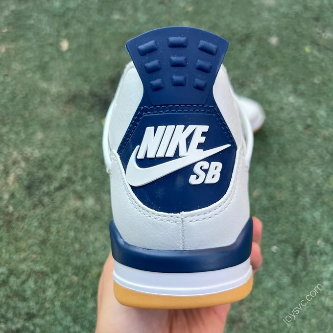 Nike SB x Air Jordan 4 White Blue DR5415-100